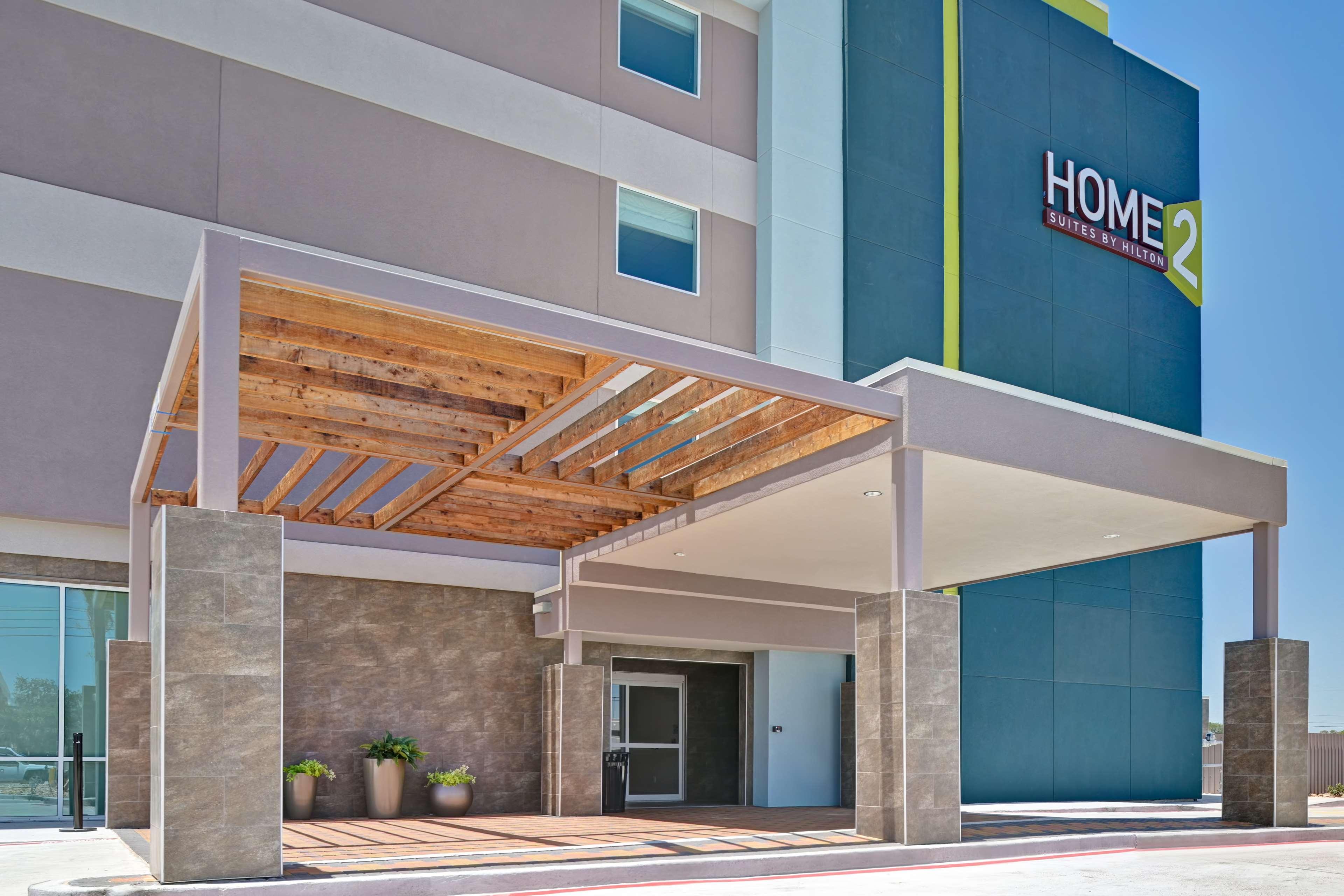 Home2 Southeast, Tx Hotel