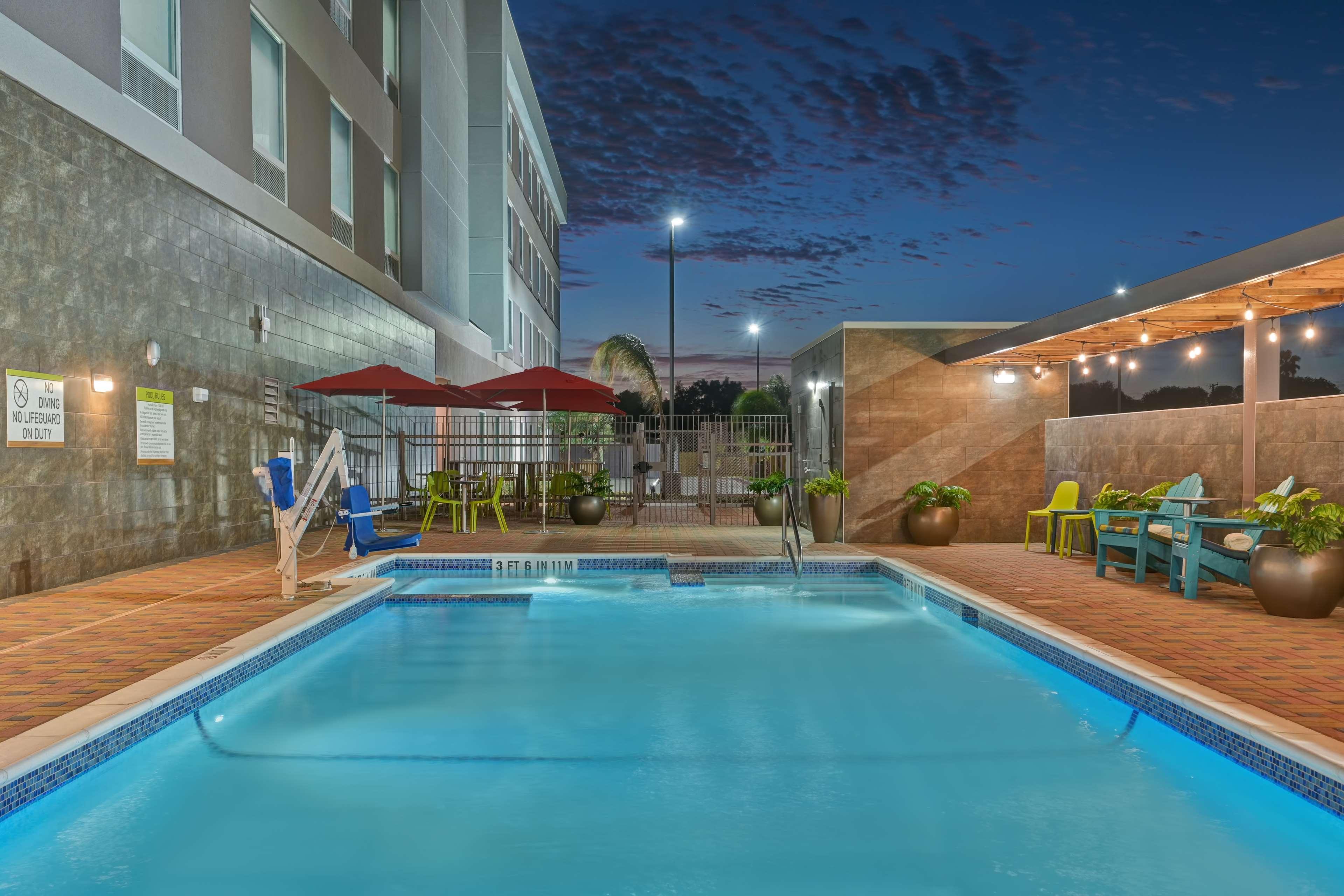 Home2 Southeast, Tx Hotel 3*